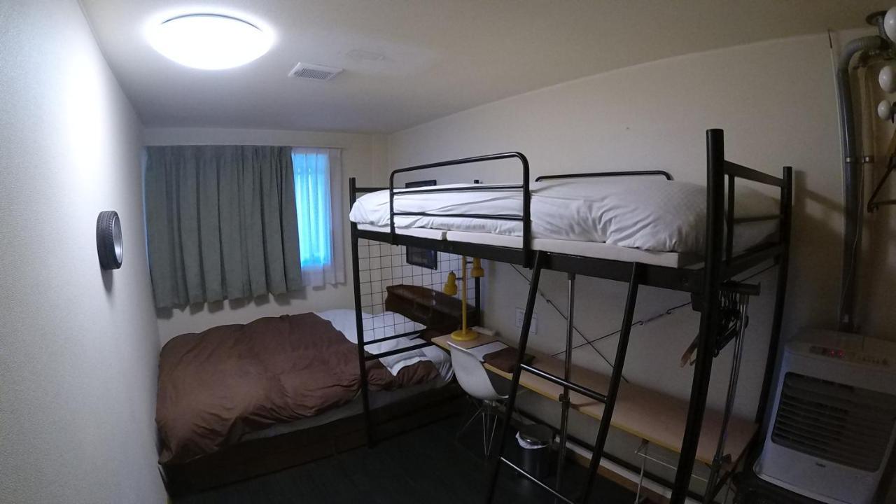 P-Dash Garden Backpackers Higashikawa Екстер'єр фото